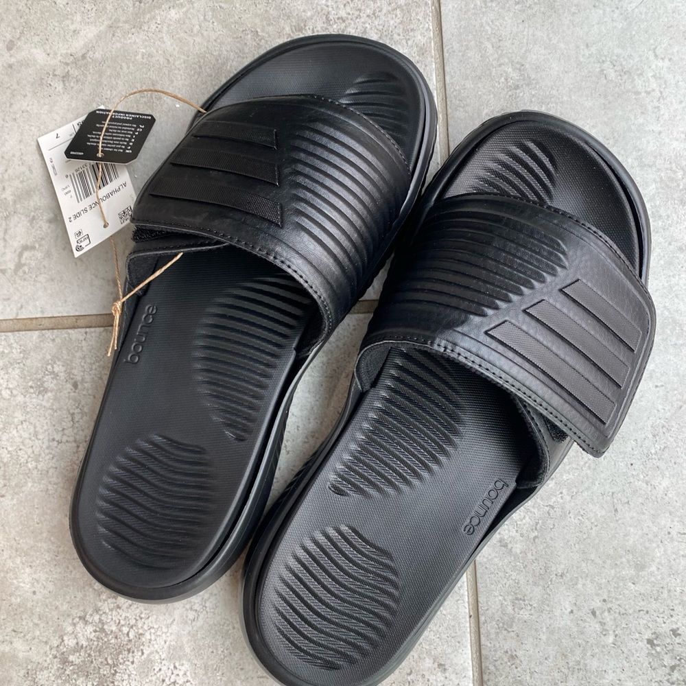 Adidas Alphabounce slides